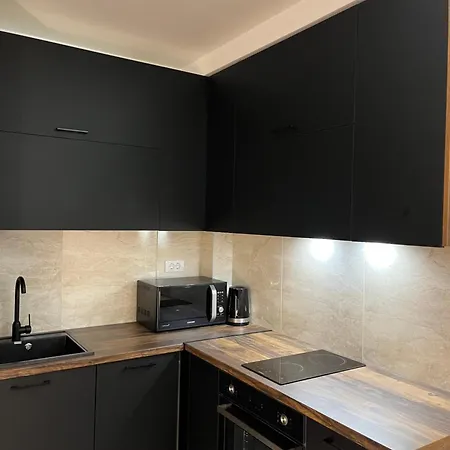25v Apartment