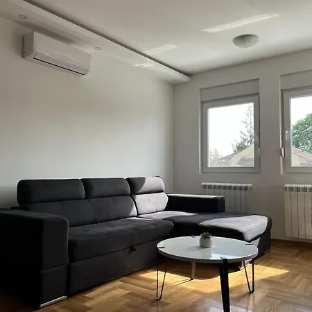 25v * Belgrade